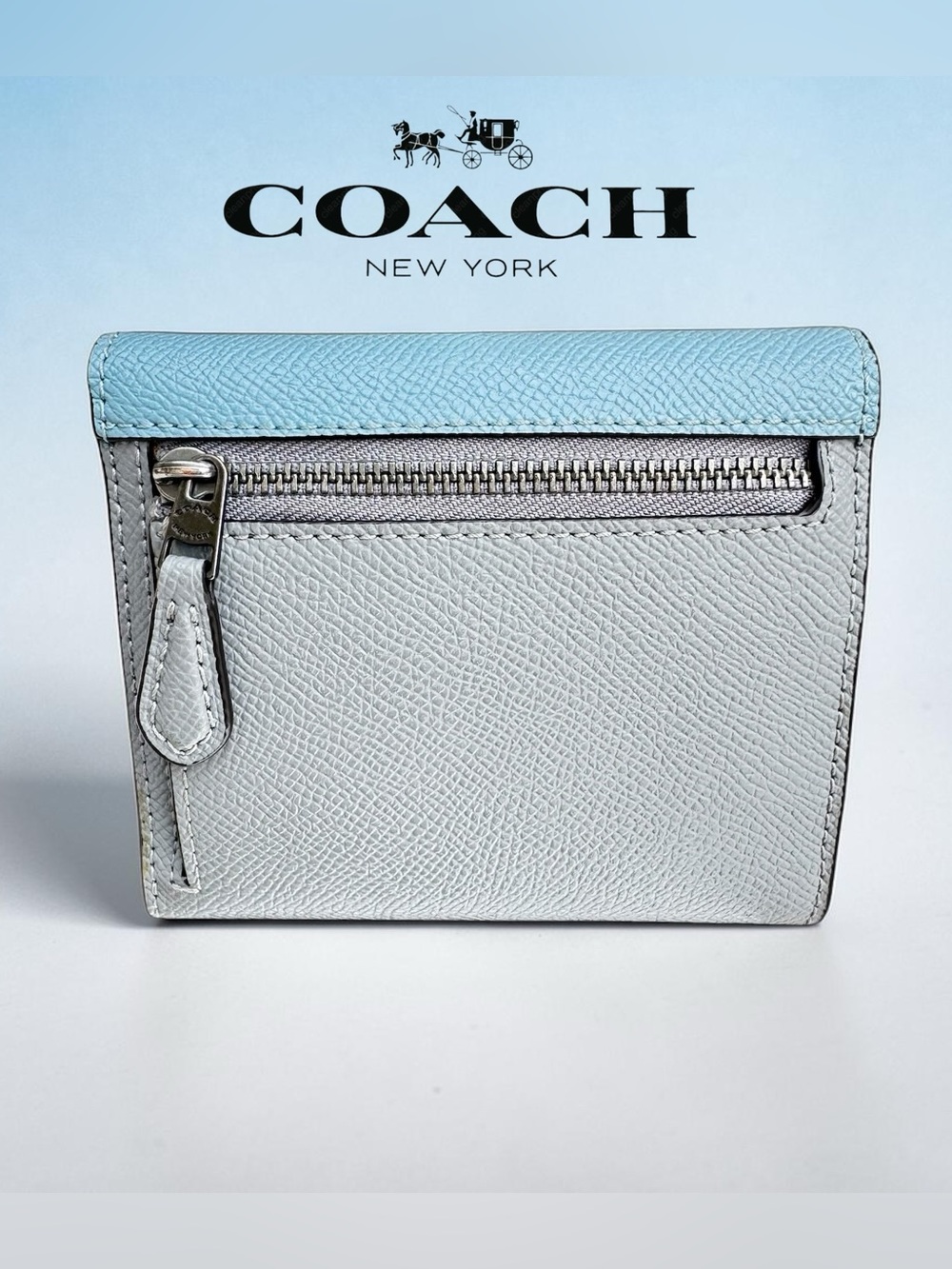 COACH Wyn Small Wallet in Dove Grey and Sky Blue Multi Colorblock. - Picture 2 of 14